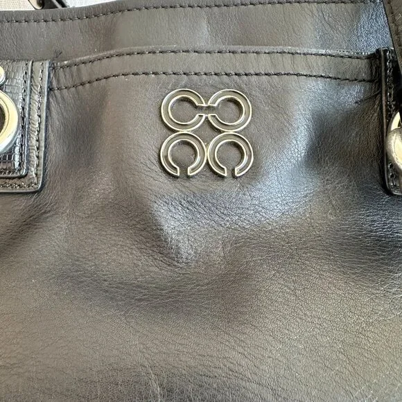 COACH Colette Black Leather Carry All Shoulder Bag J1020-16460